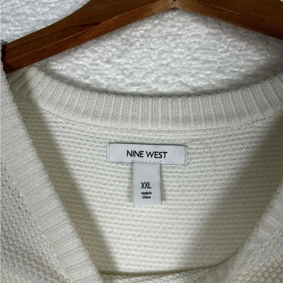 Nine West Cream Textured Knit Puff Sleeve Sweater Top | XXL - Picture 2 of 8